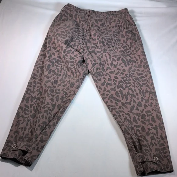 Pistola Tammy High Rise Trouser in Jagged Leopard - Picture 8 of 10